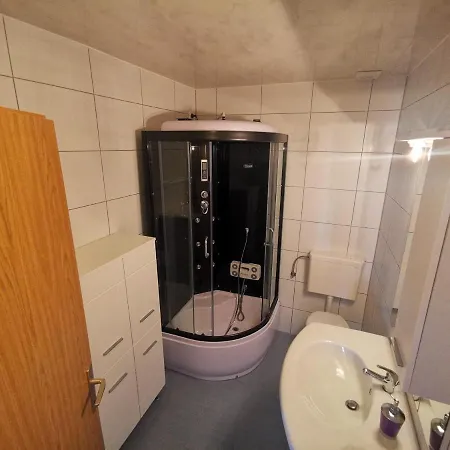 Niko 5 70m From The Appartement *