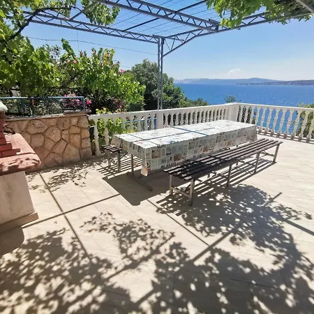 Lägenhet Niko 5 70m From The *