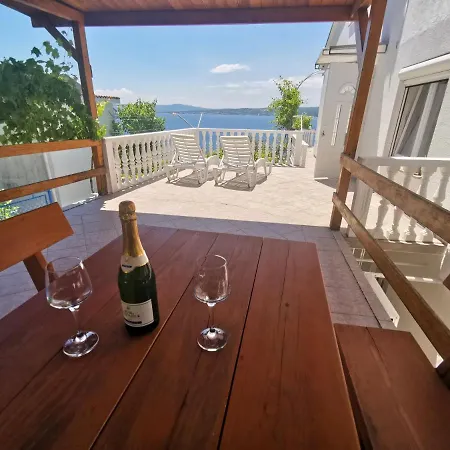 Apartman Niko 5 70m From The
